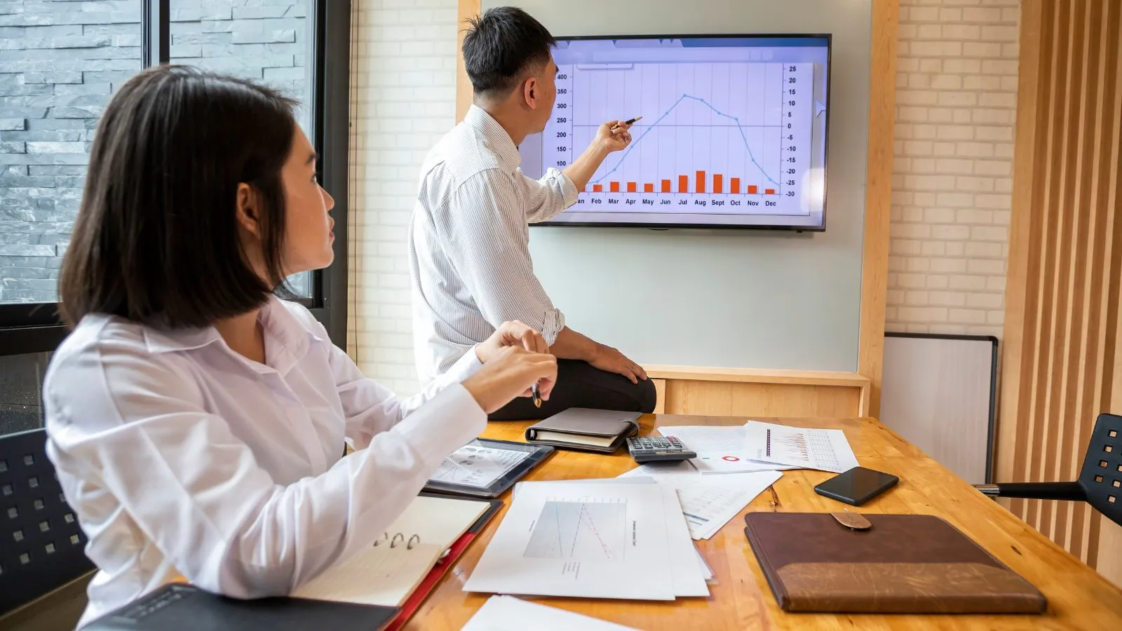 Understanding Author Vector in Semantic SEO how search engines connect authorship, topics and trust signals.